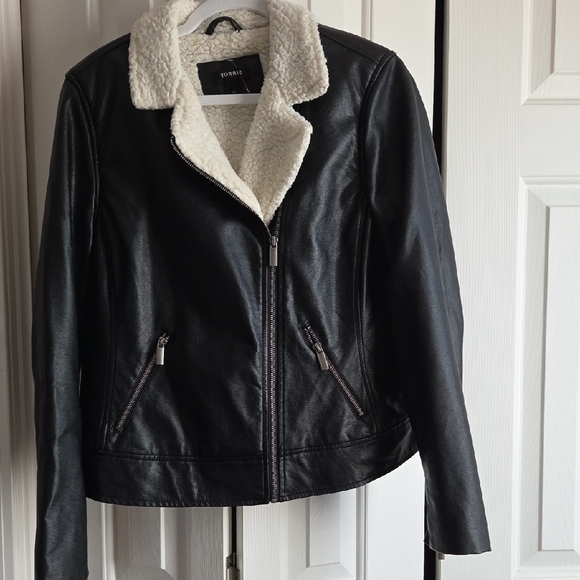 torrid Jackets & Blazers - Torrid Black Faux Leather Jacket with Cream Shearling Collar